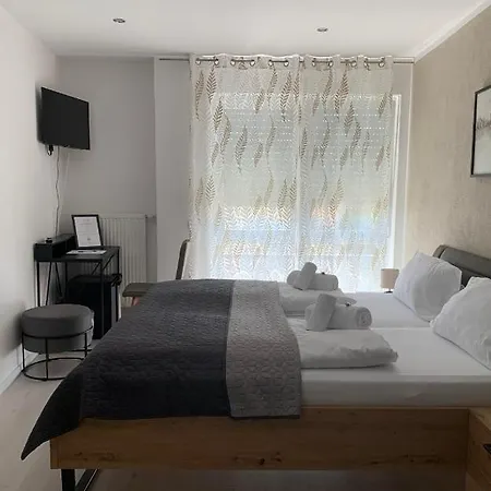 Hotell Hgh - Garni Helbig *